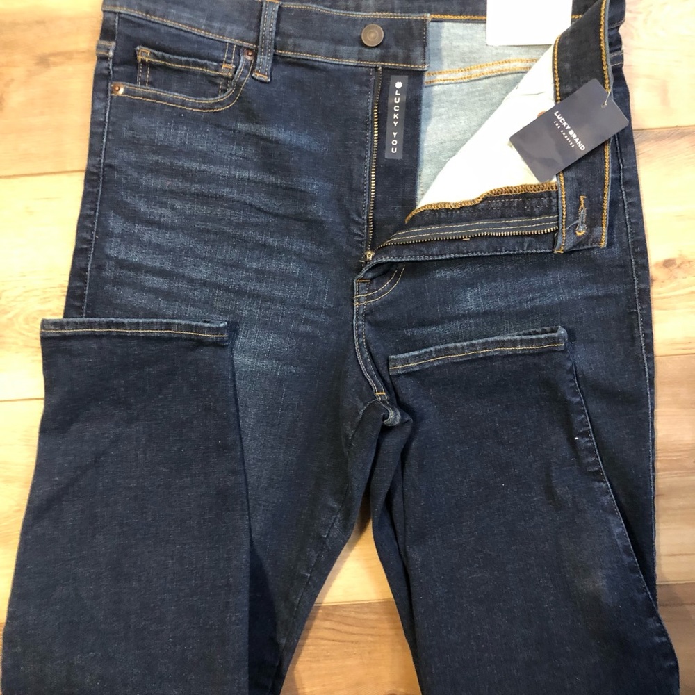 NWT Lucky Brand Ankle Uni-fit  waist 33”- 35 ” NEW SIZING 5